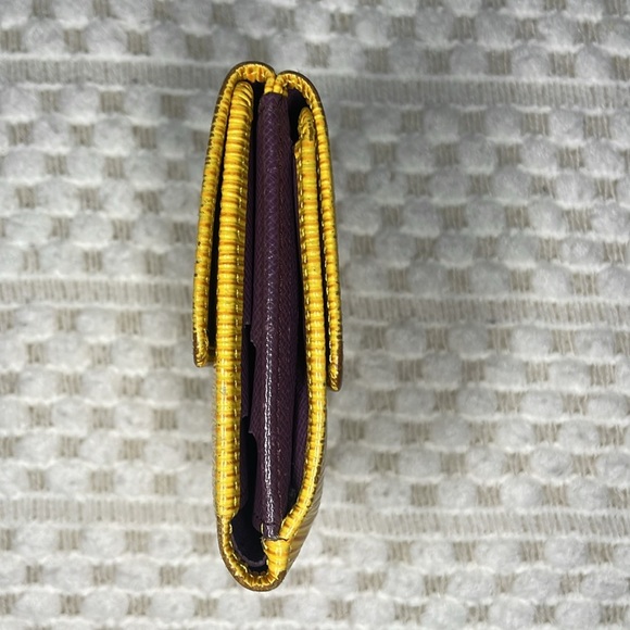 Louis Vuitton Epi Leather Yellow Double Snap Wallet - Picture 3 of 16